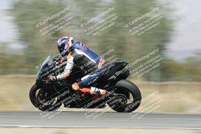 media/Oct-26-2025-Race Pace (Sun) [[c1447ca738]]/Verified/8-Turn 3 Exit Pans (1145am)/